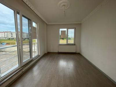 Pınarhisar Dere Mahalle de Satılık 2+1 Uygun Fiyatlı Daire!-11