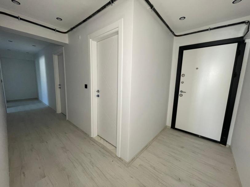 Kiralık 2+1 Sıfır Daire Cadde Cephe Yeni Migros Üzerinde-17