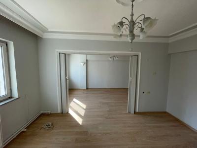 PINARHİSAR ÇARŞI PTT YANI KİRALIK 3+1 DAİRE ARAKAT:2