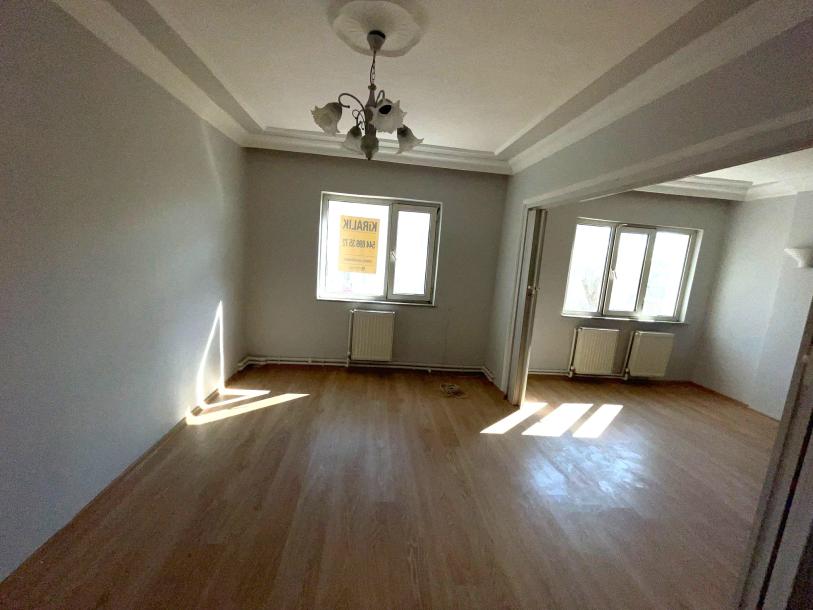 PINARHİSAR ÇARŞI PTT YANI KİRALIK 3+1 DAİRE ARAKAT:2-10