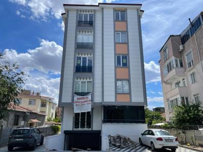 LÜLEBURGAZ DA SATILIK 2+1 ARAKAT SIFIR DAİRE CADDE CEPHE 100 M2