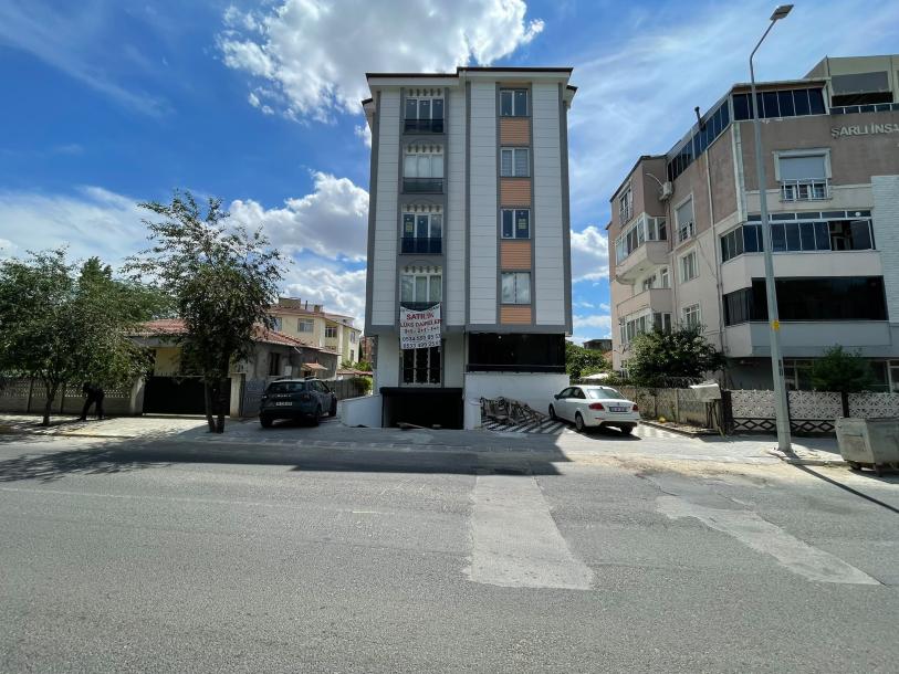LÜLEBURGAZ DA SATILIK 2+1 ARAKAT SIFIR DAİRE CADDE CEPHE 100 M2-16