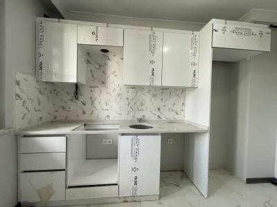 LÜLEBURGAZ DA SATILIK 2+1 ARAKAT SIFIR DAİRE CADDE CEPHE 100 M2