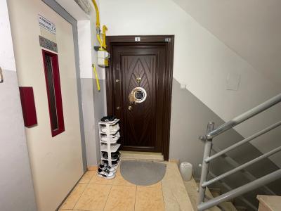 Lüleburgaz’ın Kalbinde, Yıldız Mahallesi’nde Satılık Lüks 2+1 Ara Kat Dubleks!