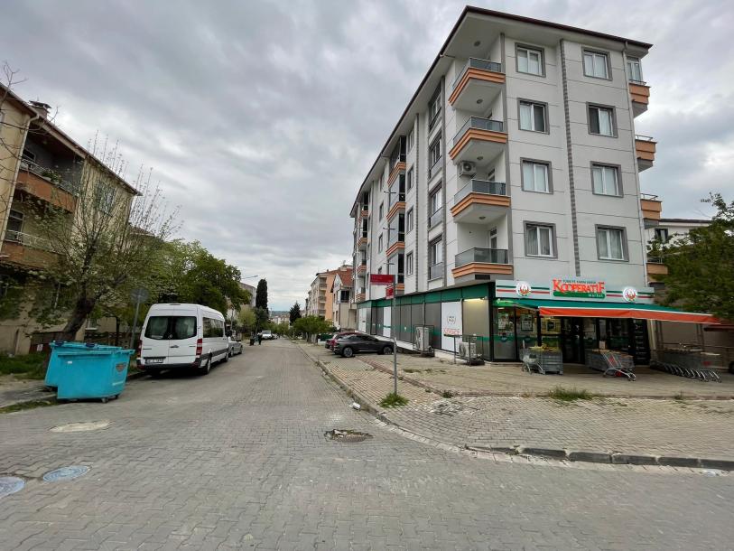Lüleburgaz’ın Kalbinde, Yıldız Mahallesi’nde Satılık Lüks 2+1 Ara Kat Dubleks!-18