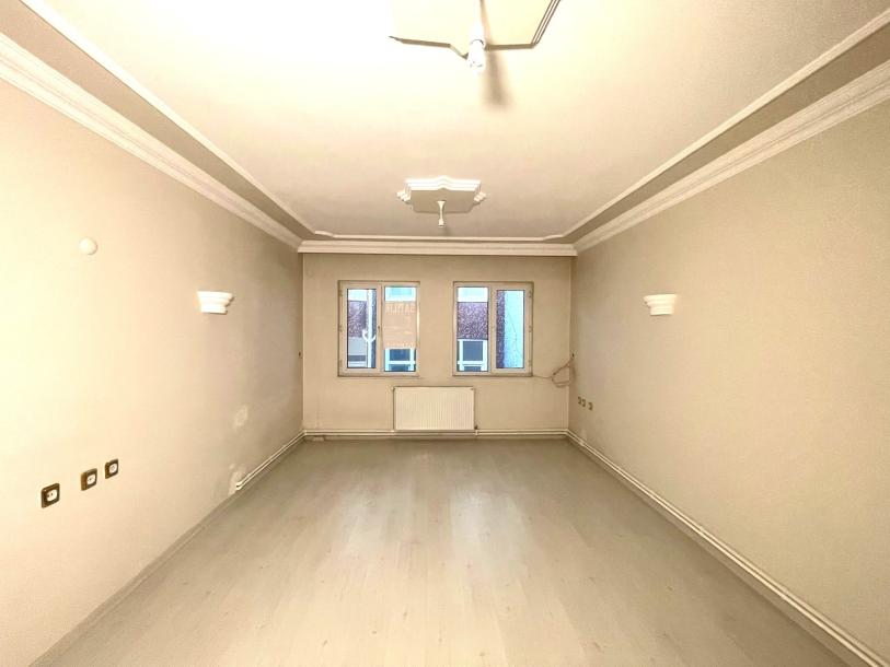 Pınarhisar da uygun fiyatlı, çarşıya yakın satılık 3+1 Daire!-12