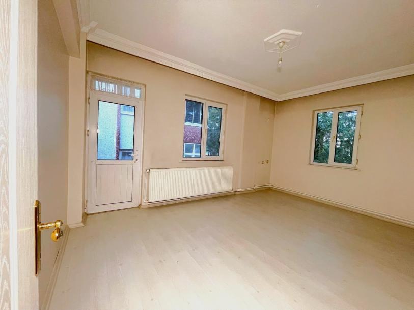 Pınarhisar da uygun fiyatlı, çarşıya yakın satılık 3+1 Daire!-5