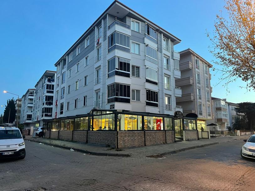 LÜLEBURGAZ DA SATILIK 7 YILLIK 2+1 105 M2 DAİRE FIRSATI!-1