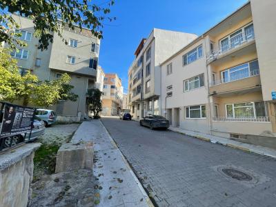 PINARHİSAR ÇARŞI MERKEZDE PTT KARŞISINDA 2+1 DAİRE FIRSATI!