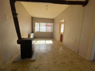 PINARHİSAR ÇARŞI MERKEZDE PTT KARŞISINDA 2+1 DAİRE FIRSATI!