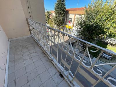 PINARHİSAR ÇARŞI MERKEZDE PTT KARŞISINDA 2+1 DAİRE FIRSATI!