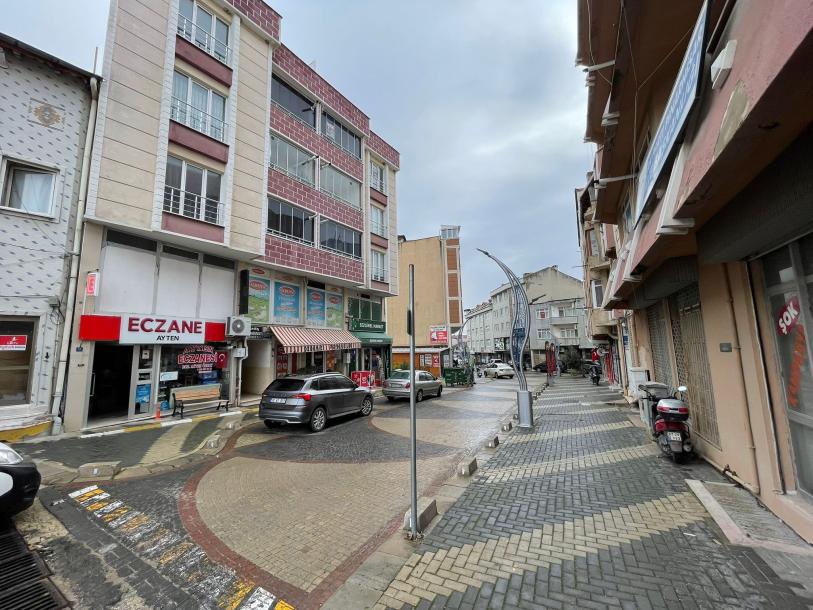 PINARHİSAR ÇARŞI MERKEZDE SATILIK BÜYÜK 2+1 DAİRE-22