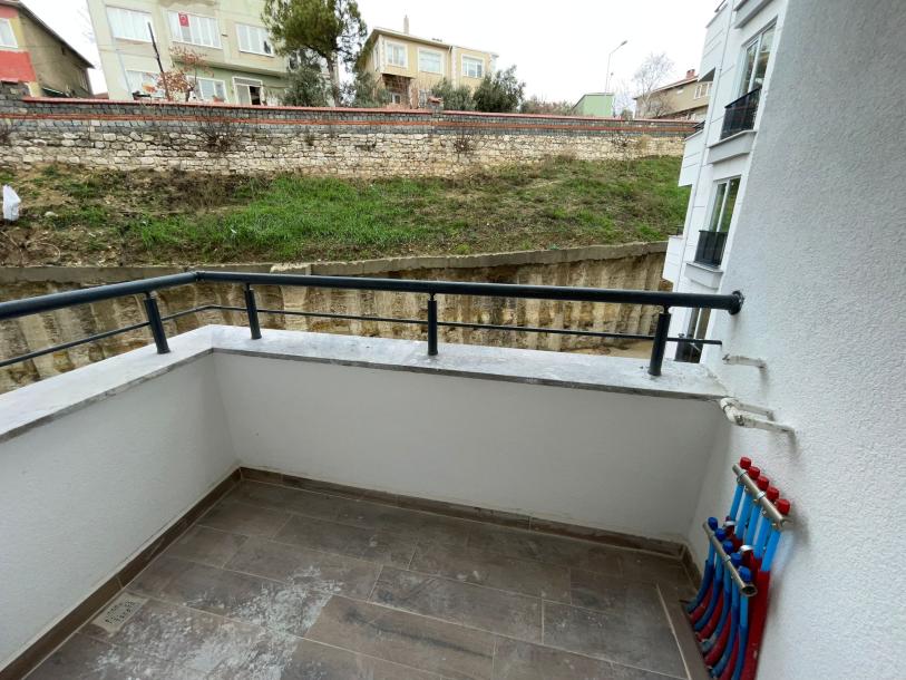 SATILIK YENİ 2+0 ARAKAT DAİRE FIRSATI!-6