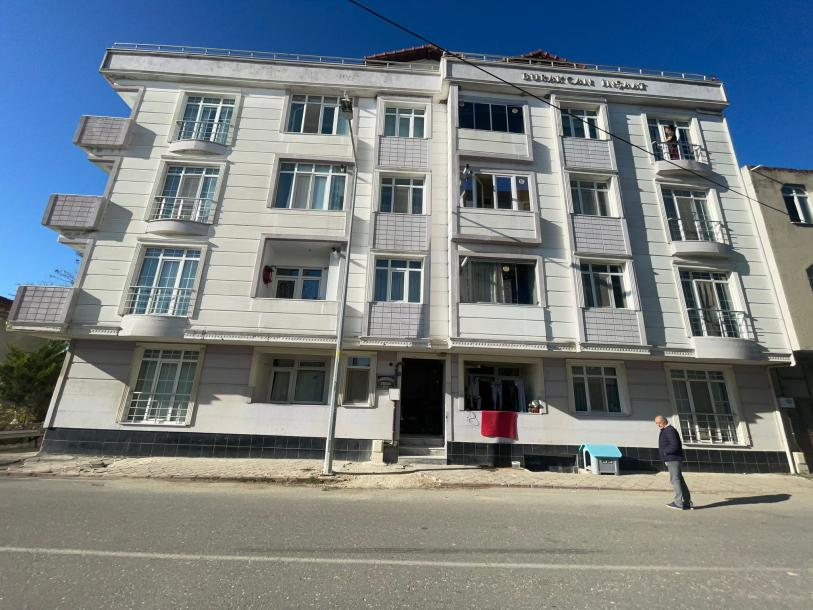 SATILIK BÜYÜK 2 +1 DAİRE PINARHİSAR / ORTA MAHALLE-1
