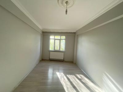 SATILIK BÜYÜK 2 +1 DAİRE PINARHİSAR / ORTA MAHALLE